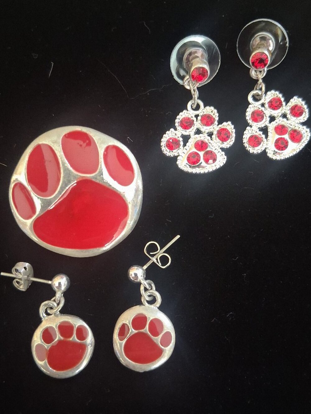 NIP Red Paw Print Jewelry Bundle Set - Necklace Pendant & Dangle Earrings